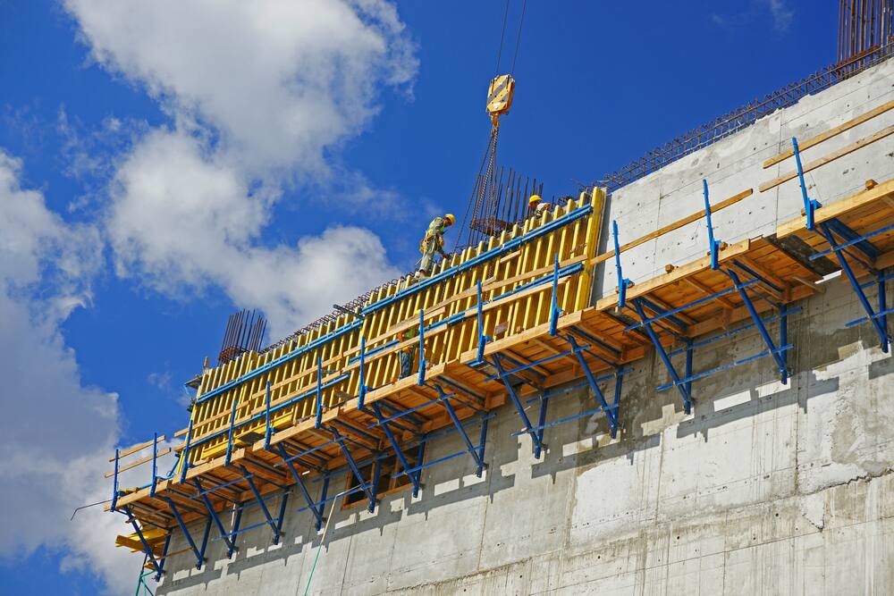 Formwork and columns going up on a six-storey apartment block